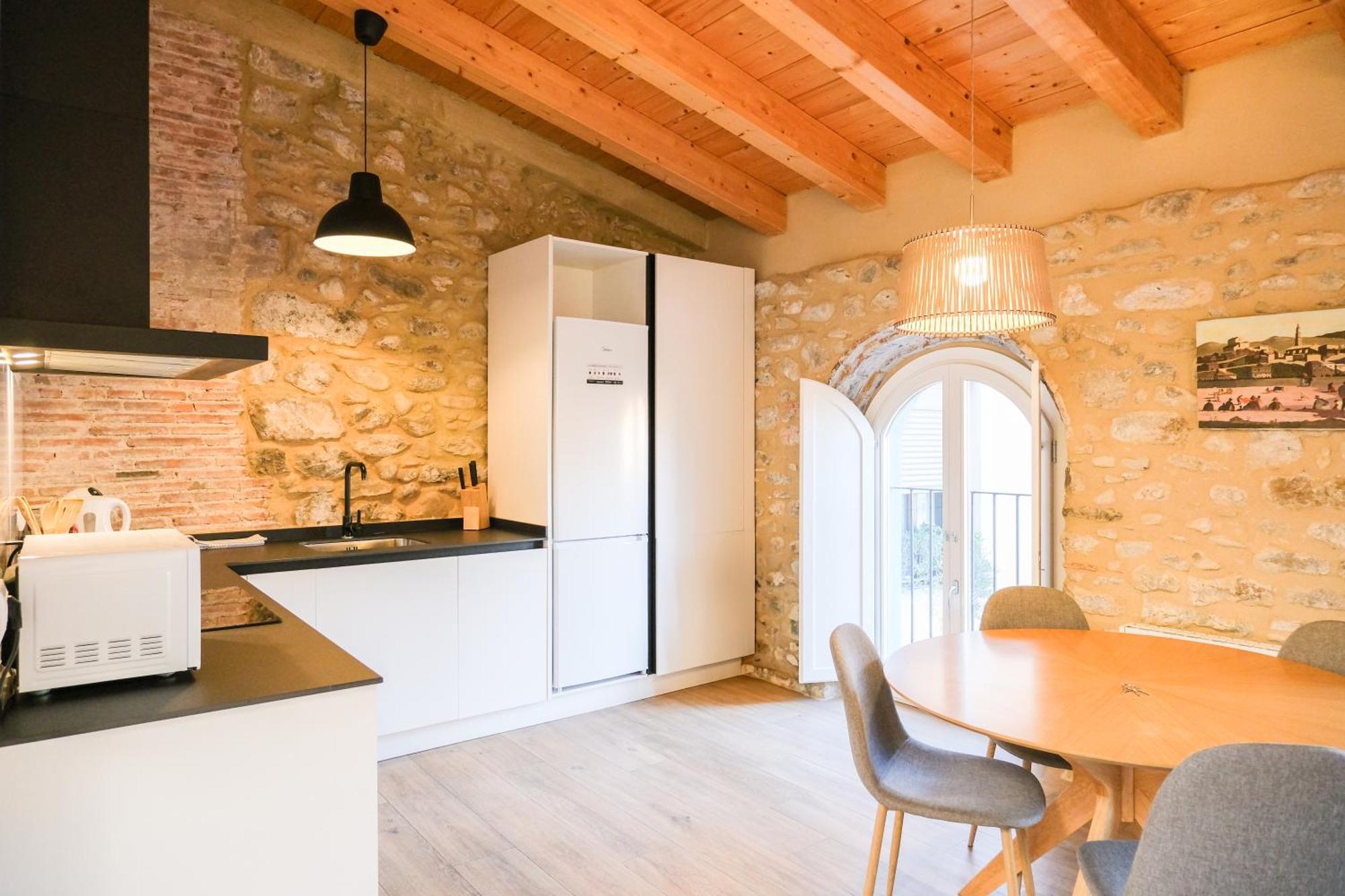 Ganganell Atic Apartamento Con Terraza En Besalú Exteriér fotografie