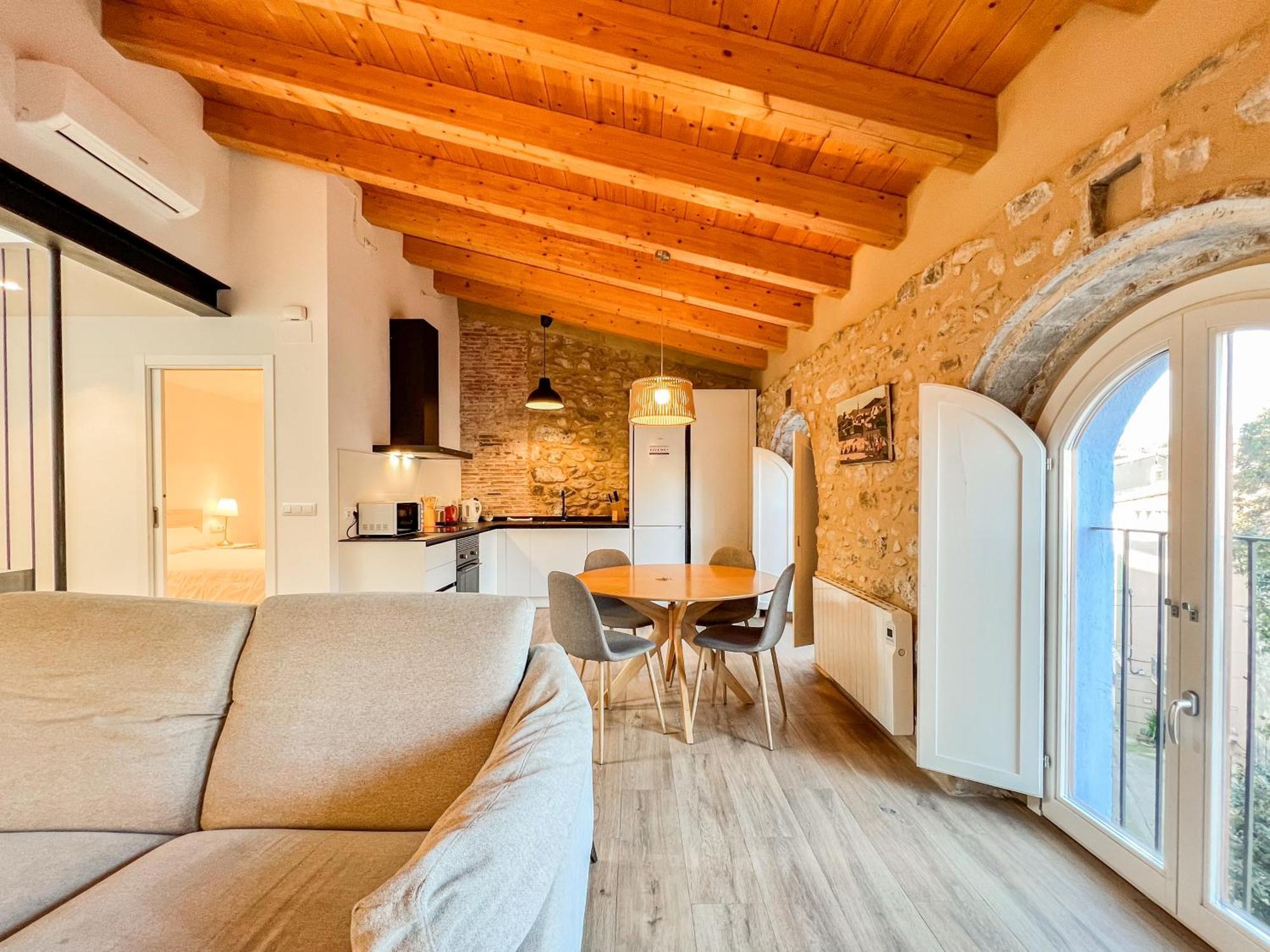 Ganganell Atic Apartamento Con Terraza En Besalú Exteriér fotografie